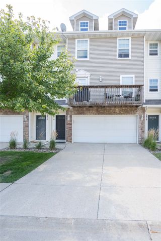 4814 NE Grove Lane, Ankeny, IA 50021