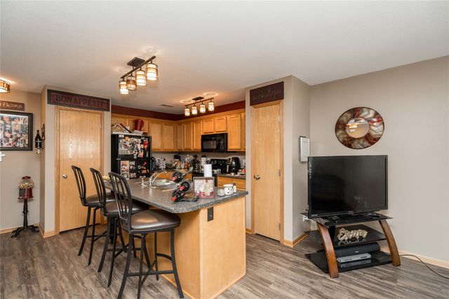 4814 NE Grove Lane, Ankeny, IA 50021