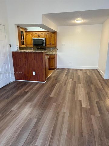 15067 SW 103rd Ter 14209, Miami, FL 33196