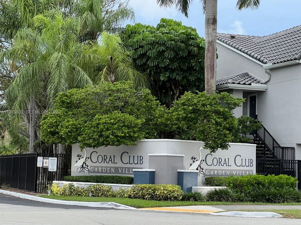 15067 SW 103rd Ter 14209, Miami, FL 33196