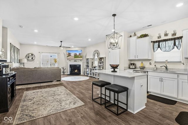 5206 Bramwell Lane, Whitestown, IN 46075