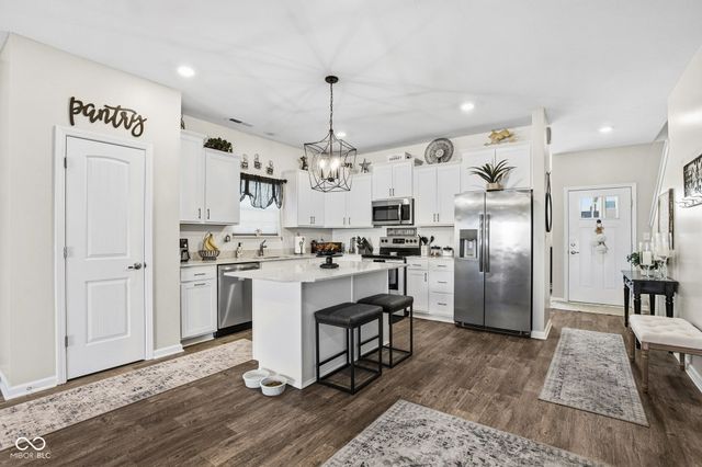 5206 Bramwell Lane, Whitestown, IN 46075