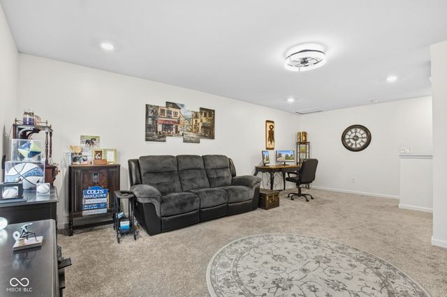 5206 Bramwell Lane, Whitestown, IN 46075