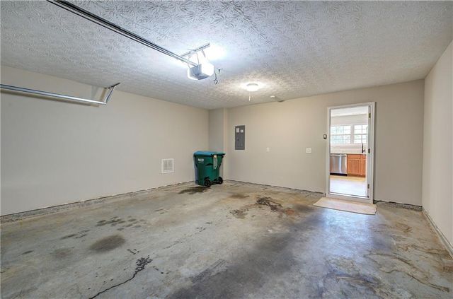 608 Red Oak Court, Canton, GA 30114