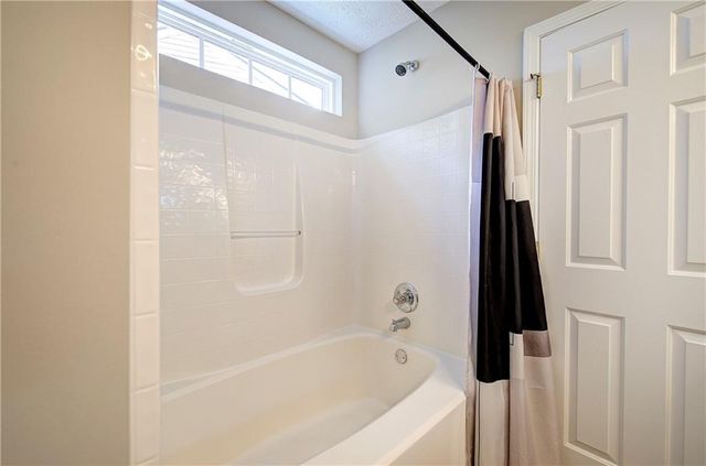 608 Red Oak Court, Canton, GA 30114