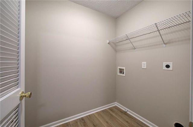 608 Red Oak Court, Canton, GA 30114