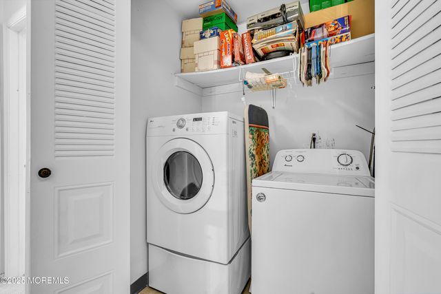 89 Chambord Court, Hamilton, NJ 08619