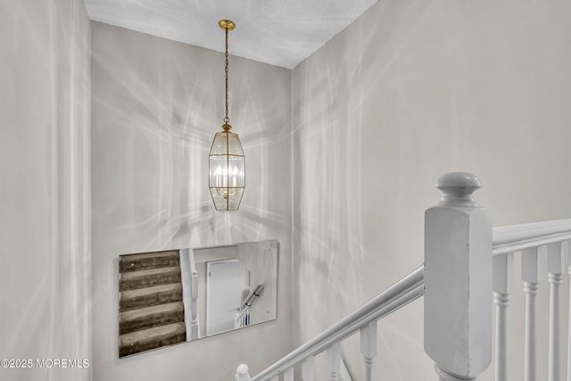 89 Chambord Court, Hamilton, NJ 08619