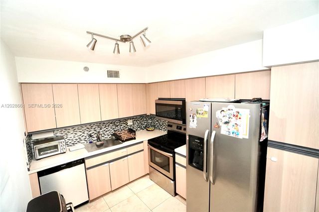 3400 NE 192nd St 606, Aventura, FL 33180