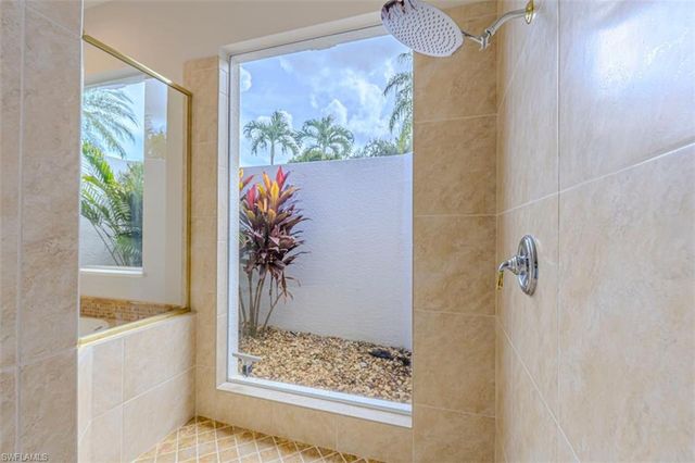 7984 Tiger Lily DR, Naples, FL 34113