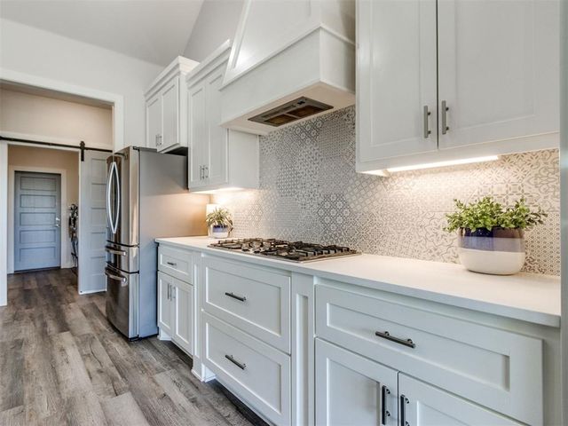 2304 E Kellan Court Terrace, Mustang, OK 73064