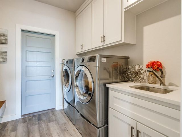 2304 E Kellan Court Terrace, Mustang, OK 73064