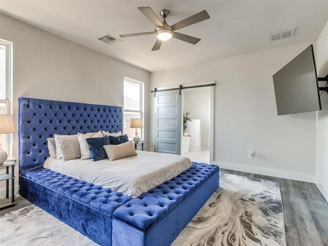 2304 E Kellan Court Terrace, Mustang, OK 73064
