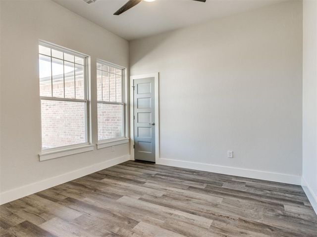 2304 E Kellan Court Terrace, Mustang, OK 73064