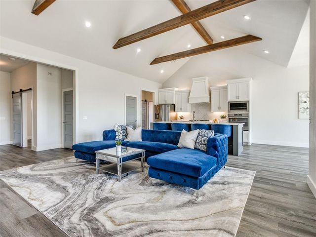 2304 E Kellan Court Terrace, Mustang, OK 73064