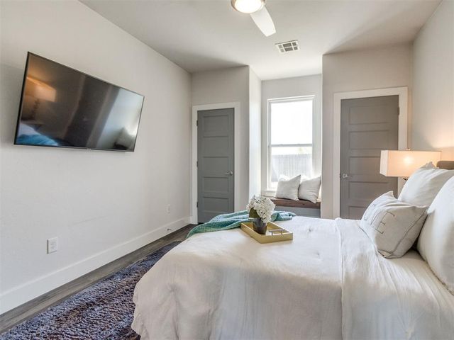 2304 E Kellan Court Terrace, Mustang, OK 73064