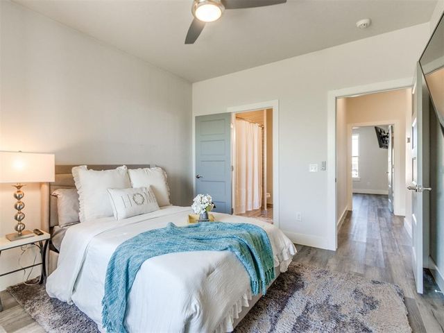 2304 E Kellan Court Terrace, Mustang, OK 73064