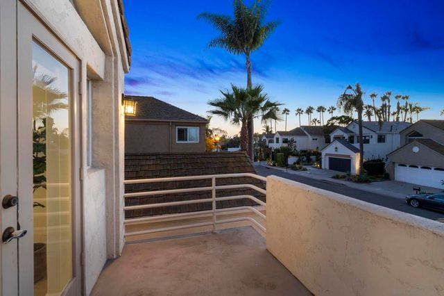 55 Spinnaker Way, Coronado, CA 92118