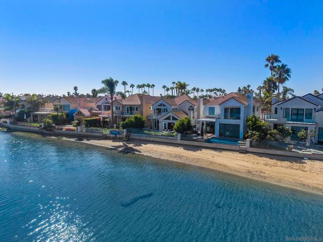 55 Spinnaker Way, Coronado, CA 92118