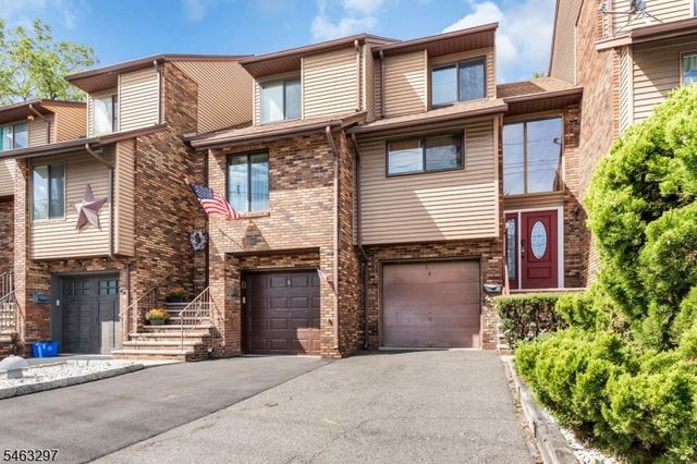 7 Ross Rd, Wallington Boro, NJ 07057