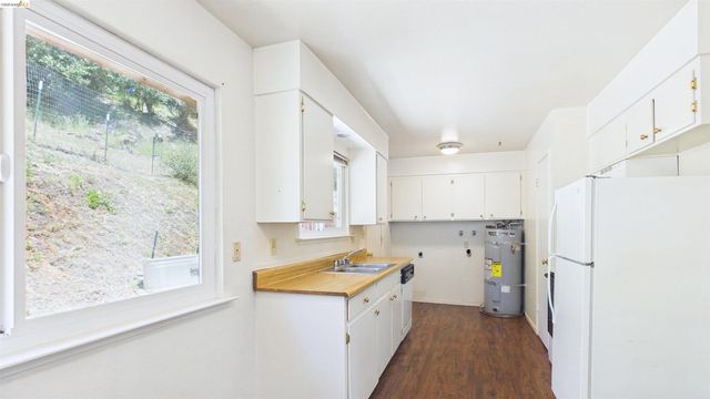 19120 & 19124 Black Oak Rd, Sonora, CA 95370