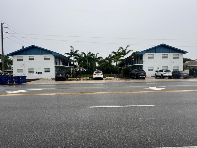 215 W Blue Heron Boulevard, Riviera Beach, FL 33404