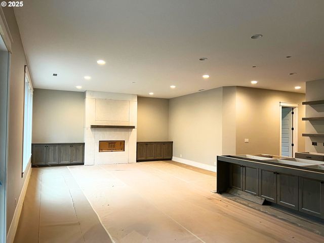 16221 Ne 180th St, Brush Prairie, WA 98606