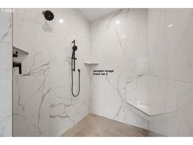 16221 Ne 180th St, Brush Prairie, WA 98606