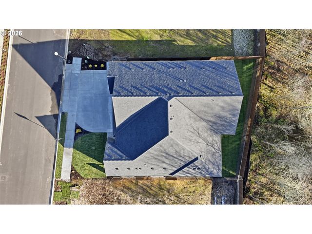 16221 Ne 180th St, Brush Prairie, WA 98606