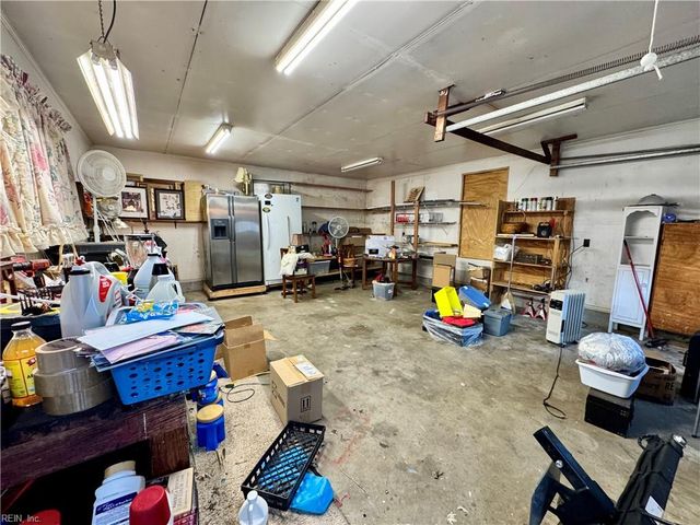 1843 Kensington DR, Hampton, VA 23663