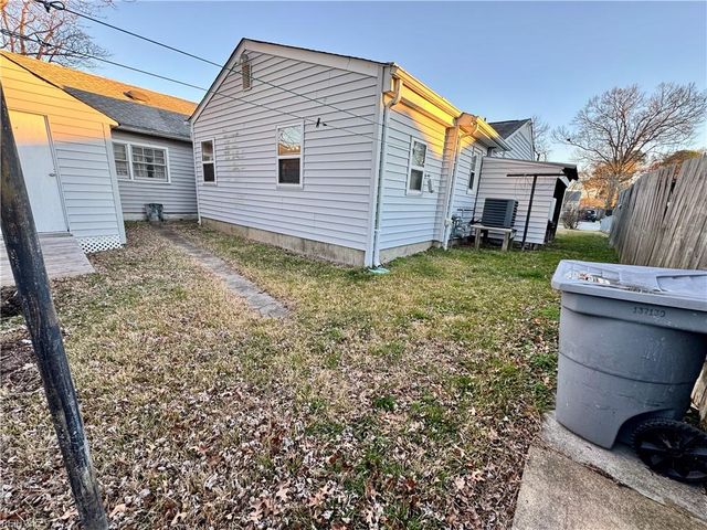 1843 Kensington DR, Hampton, VA 23663