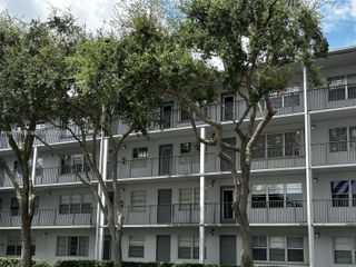 400 SW 134th Way 406F, Pembroke Pines, FL 33027
