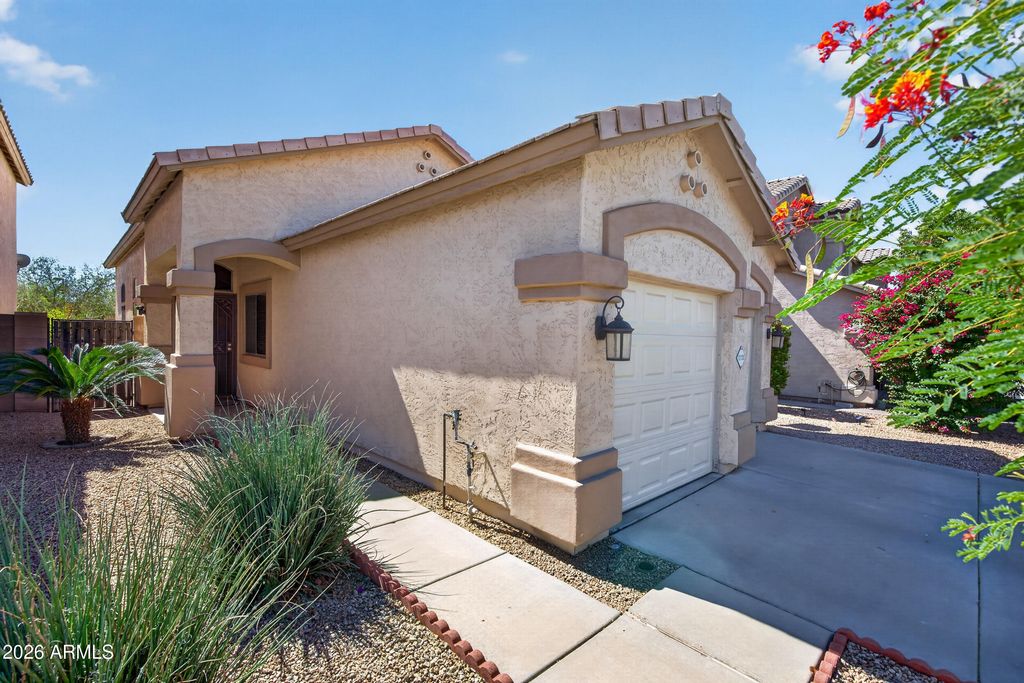 10133 E CARMEL Circle, Mesa, AZ 85208 — photo 4