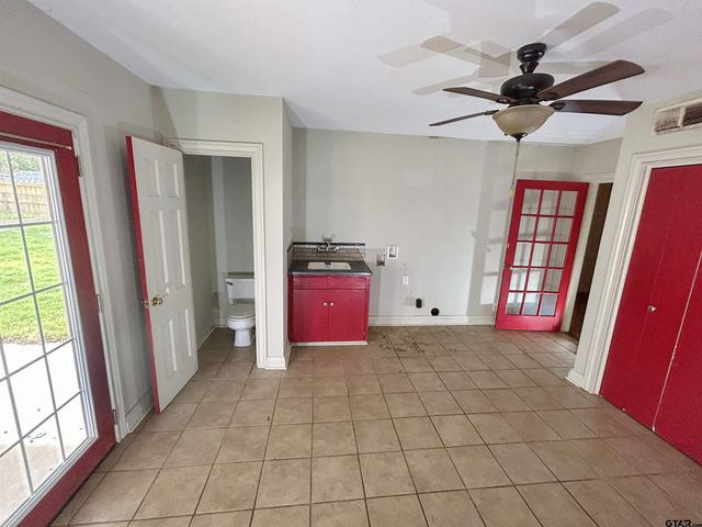 1212 Belmont Drive, Tyler, TX 75701