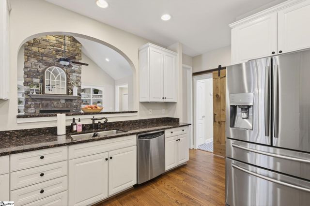 5 Boxford Court, Greer, SC 29650