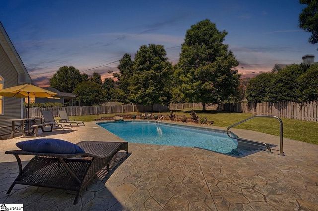 5 Boxford Court, Greer, SC 29650