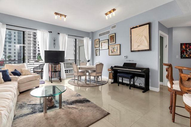 1830 Radius Dr 1412, Hollywood, FL 33020