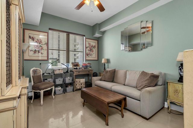 1830 Radius Dr 1412, Hollywood, FL 33020