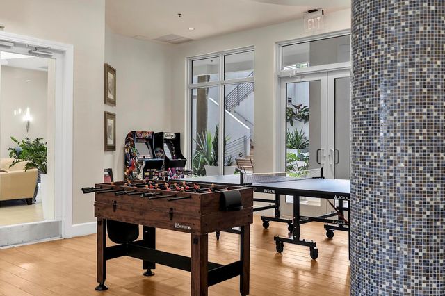 1830 Radius Dr 1412, Hollywood, FL 33020