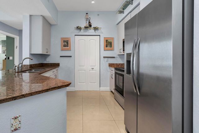 1830 Radius Dr 1412, Hollywood, FL 33020