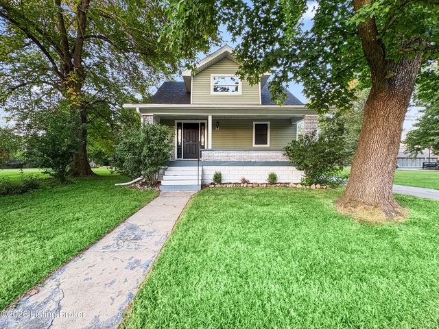 2505 Lower Hunters Trace, Louisville, KY 40216