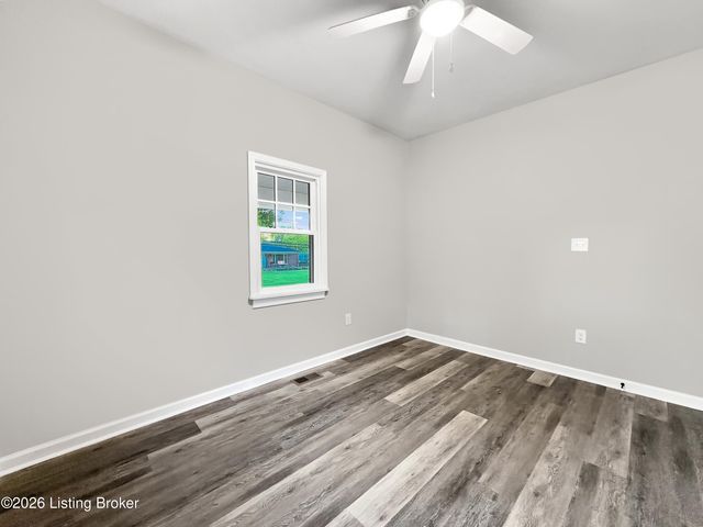 2505 Lower Hunters Trace, Louisville, KY 40216