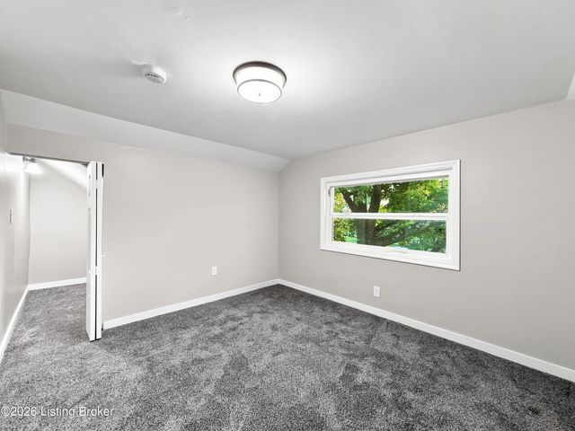 2505 Lower Hunters Trace, Louisville, KY 40216