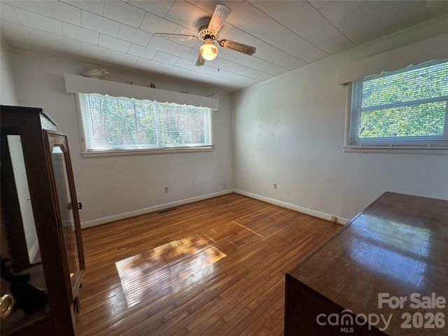 2939 Links Drive, Granite Falls, NC 28630