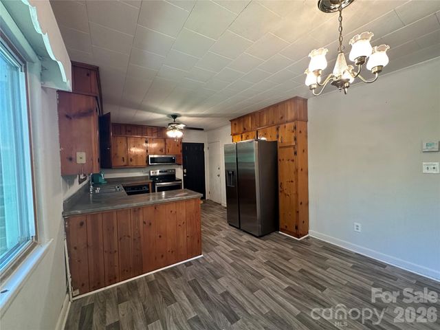 2939 Links Drive, Granite Falls, NC 28630
