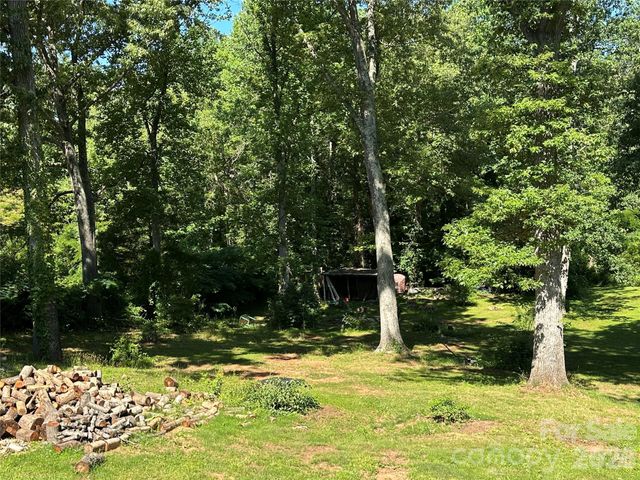 2939 Links Drive, Granite Falls, NC 28630