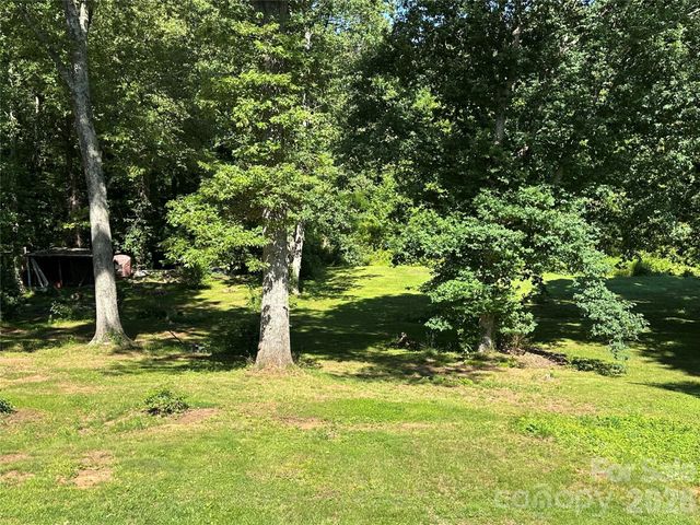 2939 Links Drive, Granite Falls, NC 28630