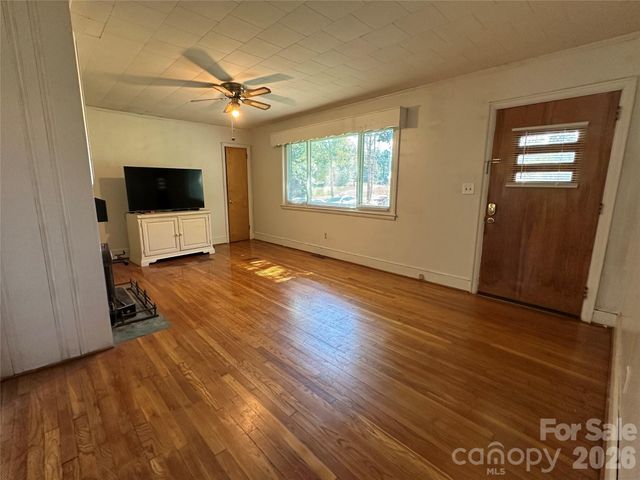 2939 Links Drive, Granite Falls, NC 28630
