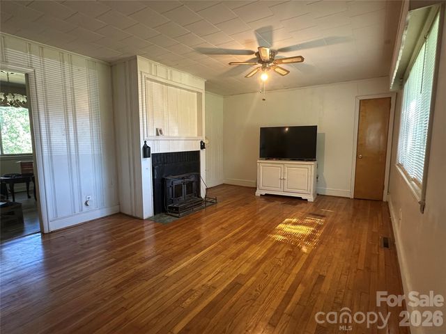 2939 Links Drive, Granite Falls, NC 28630