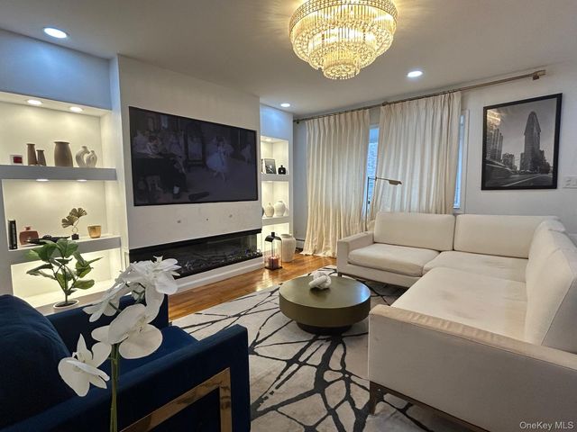 264 Hosmer Avenue, Bronx, NY 10465